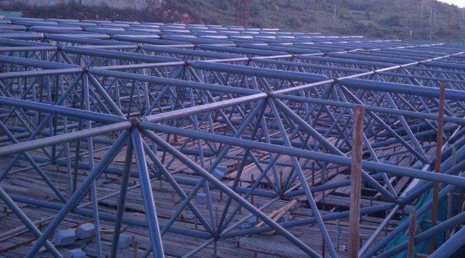 滨州概述网架加工中对钢材的质量的过细恳求